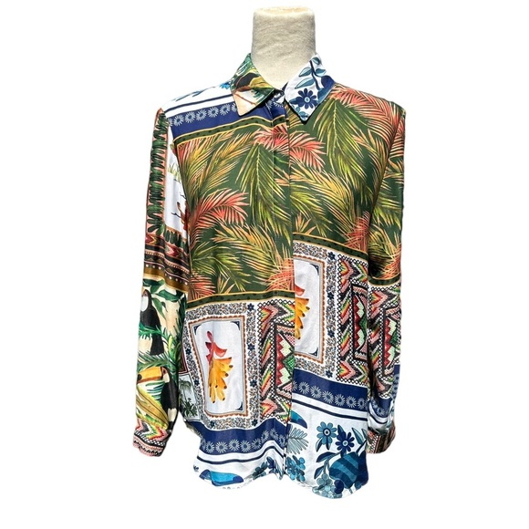 Farm Rio Mixed Scarfs Printed Button Front Top - Picture 3 of 11